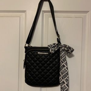 EUC Steve Madden Crossbody Purse